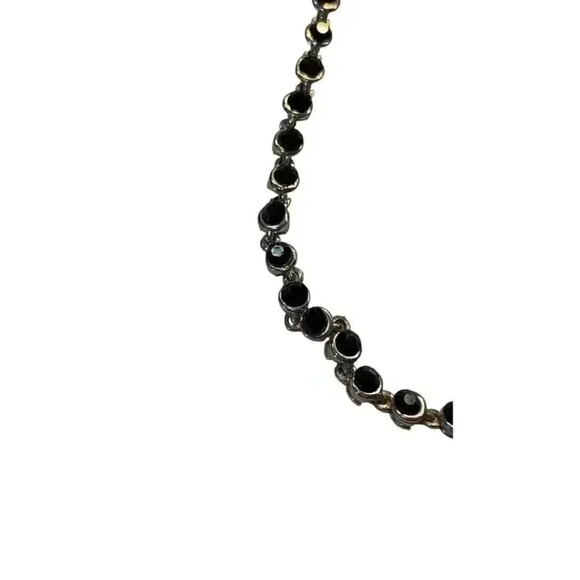Black Glass beaded and silvertone necklace - Picture 2 of 5